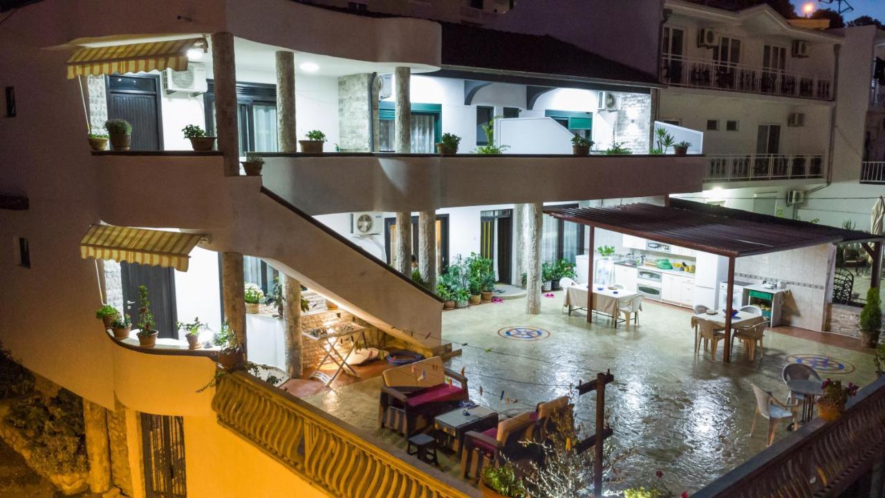 Apartments Ishmi In Center Of Ulcinj Kültér fotó